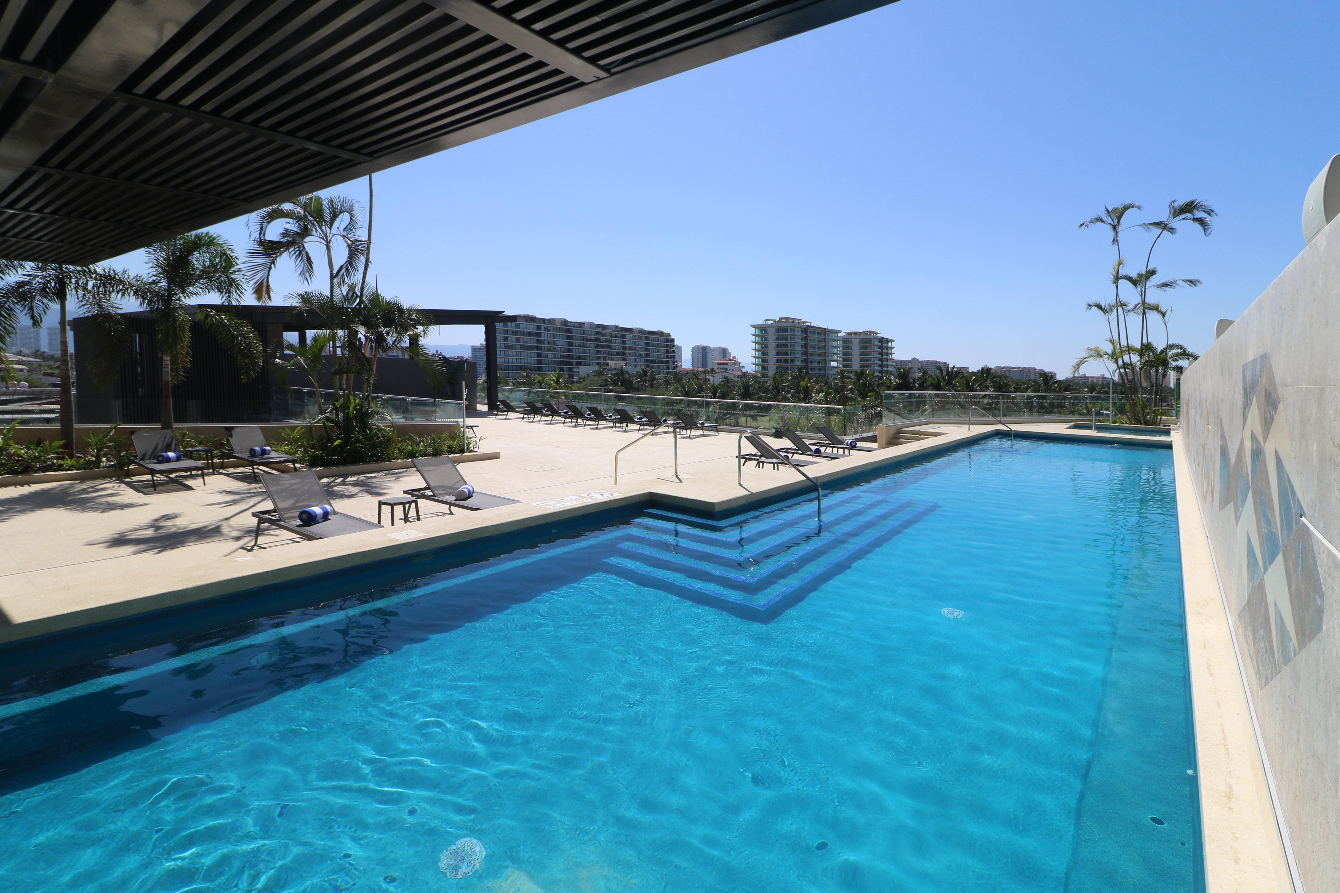 Holiday Inn & Suites - Puerto Vallarta Marina & Golf By Ihg Buitenkant foto