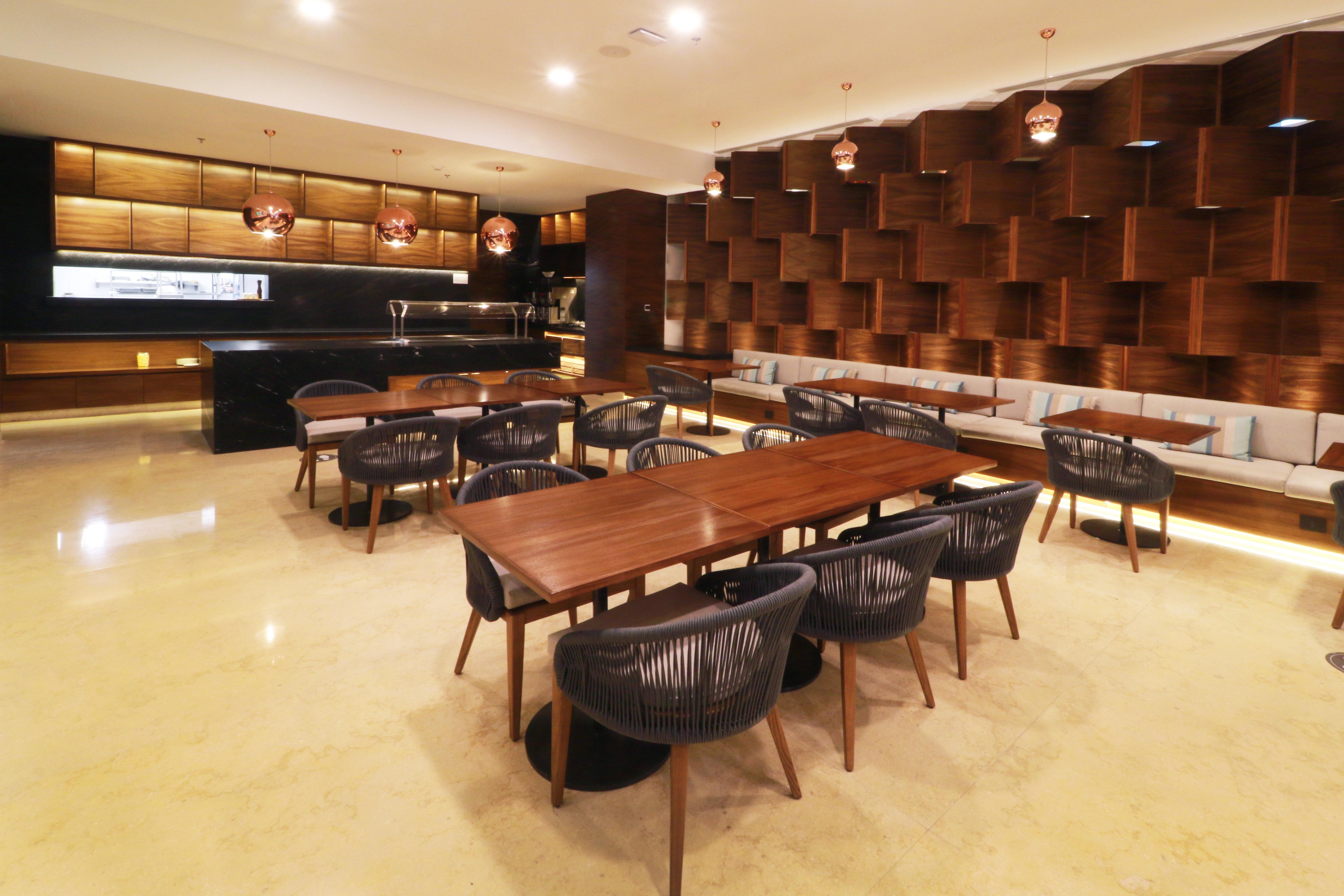 Holiday Inn & Suites - Puerto Vallarta Marina & Golf By Ihg Buitenkant foto